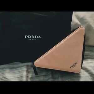 Prada Beauty Pink & Black Leather Triangle Cosmetic Pouch w Dust Bag BNWT GWP